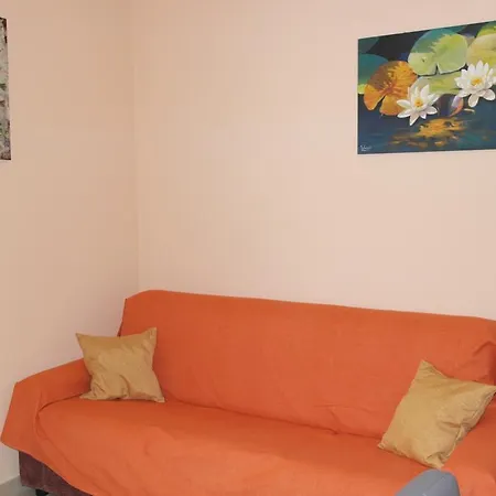 Naxos Apartment *