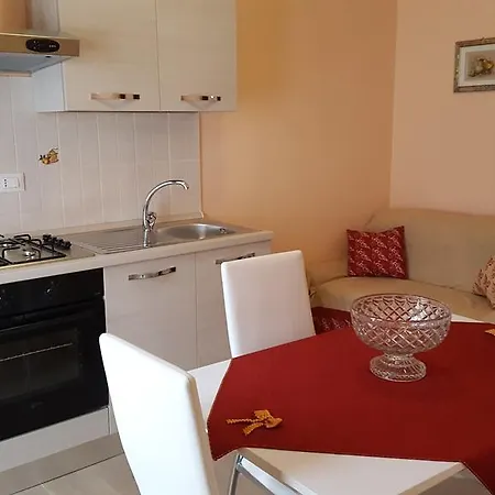 Naxos Apartment *
